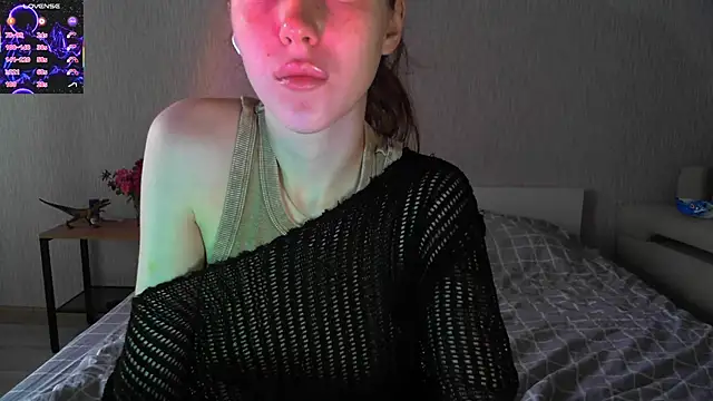 Snapshot of eskatmi chatting on September 9, 2025, 1:38 am eskatmi online show from September 9, 2025, 1:38 am