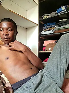sweetdickboy2 online show from April 24, 2026, 10:39 am