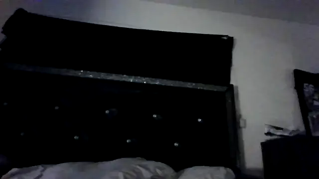 OnlyOneMeeks online show from April 17, 2026, 5:54 am