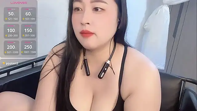 Snapshot of xchenchen chatting on October 13, 2025, 8:58 am xchenchen online show from October 13, 2025, 8:58 am