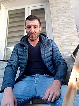 Alexdaniel89 online show from April 25, 2026, 3:31 pm
