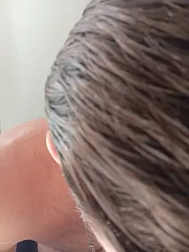 Alexdaniel89 online show from August 4, 2026, 8:28 am