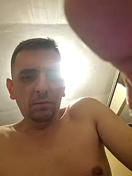 Snapshot of Lawrence067 chatting on October 19, 2025, 11:38 pm Lawrence067 online show from October 19, 2025, 11:38 pm