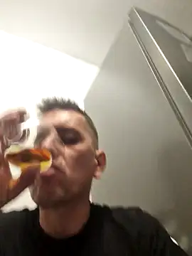 Snapshot of Lawrence067 chatting on November 2, 2025, 2:36 am Lawrence067 online show from November 2, 2025, 2:36 am