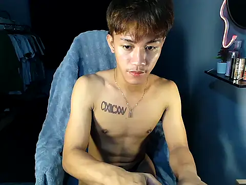 naughtyboyloy 0 online show from June 7, 2026, 2:54 pm