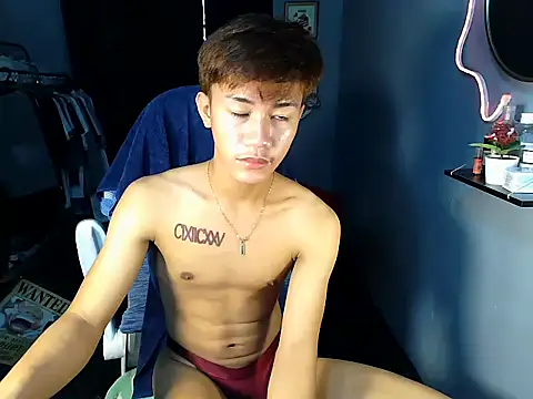 naughtyboyloy 0 online show from June 11, 2026, 2:44 am