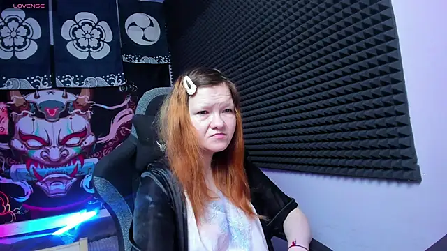 Snapshot of Nora_lovvvv chatting on October 19, 2025, 10:16 am Nora lovvvv online show from October 19, 2025, 10:16 am