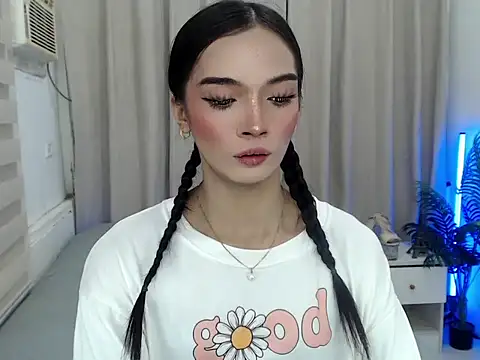 Snapshot of anastasia_cums chatting on October 3, 2025, 5:43 pm anastasia cums online show from October 3, 2025, 5:43 pm