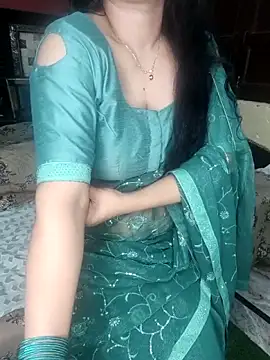 Snapshot of PRIYA_22 chatting on October 27, 2025, 10:41 am PRIYA 22 online show from October 27, 2025, 10:41 am