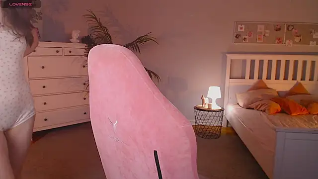 Snapshot of Keke_Pallmer chatting on September 30, 2025, 7:35 am Keke Pallmer online show from September 30, 2025, 7:35 am