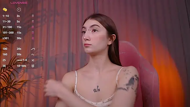 Snapshot of Keke_Pallmer chatting on October 3, 2025, 7:38 am Keke Pallmer online show from October 3, 2025, 7:38 am