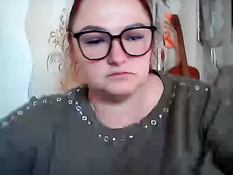 AngelQSky online show from September 27, 2025, 12:21 pm