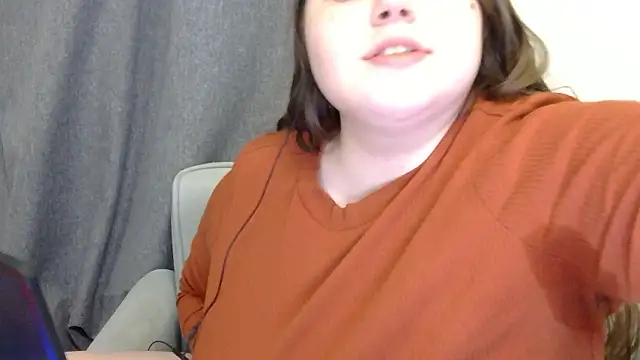 brattyprincessemma online show from February 21, 2026, 5:14 pm