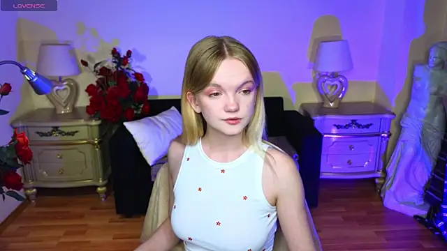 RosesKate online show from September 29, 2025, 6:35 pm