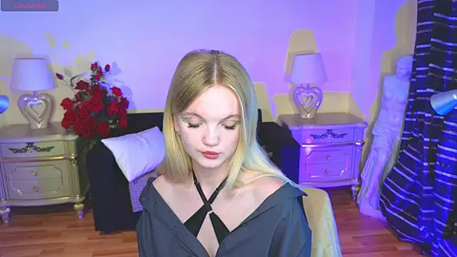 RosesKate online show from October 2, 2025, 11:17 am