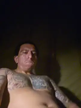 Snapshot of Boogiehtx713 chatting on July 1, 2026, 8:27 am Boogiehtx713 online show from July 1, 2026, 8:27 am