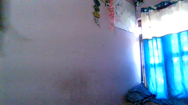 Snapshot of ANNU_484 chatting on November 5, 2025, 8:36 am ANNU 484 online show from November 5, 2025, 8:36 am