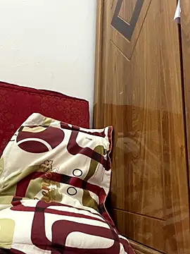 Snapshot of July-Asian chatting on October 8, 2025, 10:35 am July-Asian online show from October 8, 2025, 10:35 am