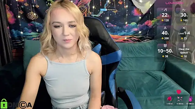 CrystalGirl99 online show from December 21, 2025, 8:43 am