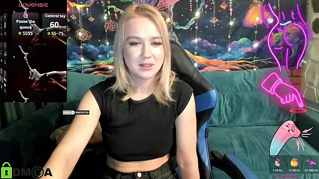 CrystalGirl99 online show from February 20, 2026, 8:31 pm