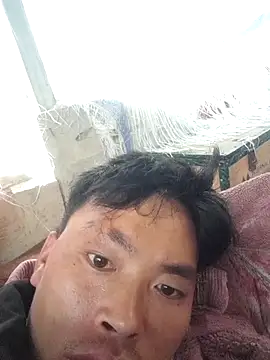 LongPhan003 online show from July 29, 2026, 7:50 am