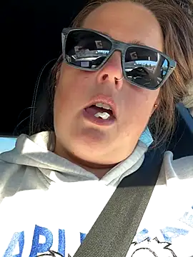 hornykitty1210 online show from October 27, 2025, 7:07 pm