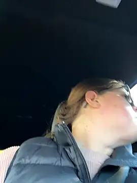 hornykitty1210 online show from November 4, 2025, 3:11 pm