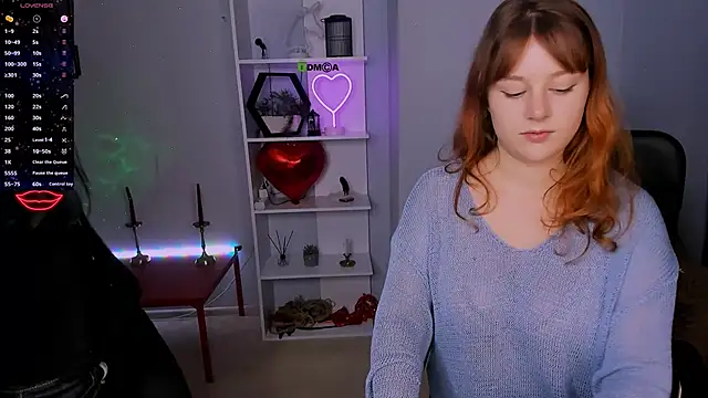 lola sun12 online show from November 17, 2025, 10:15 pm