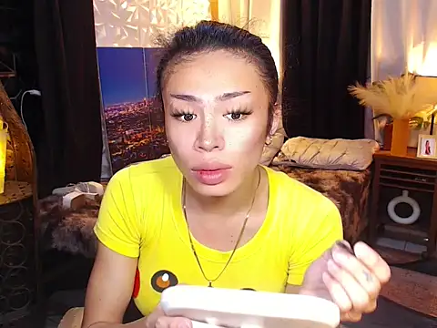 WILDROXIE online show from October 28, 2025, 11:29 pm