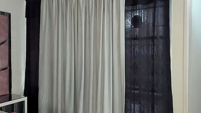 HaileyDuke online show from October 28, 2025, 12:30 pm