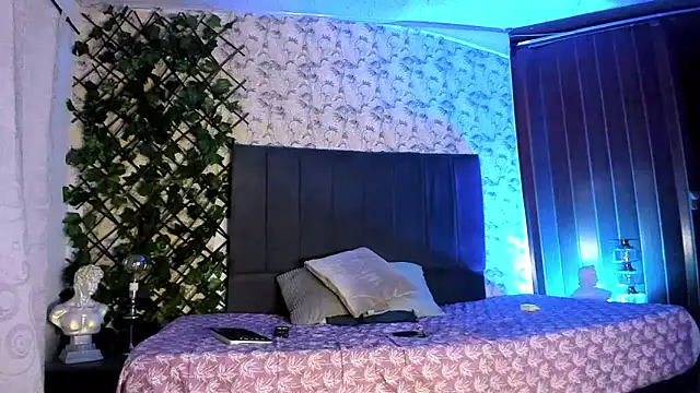 Snapshot of luciana_valentina chatting on October 3, 2025, 11:02 pm luciana valentina online show from October 3, 2025, 11:02 pm