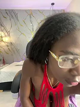 Snapshot of MorenaLush_Eup chatting on January 16, 2026, 12:58 am MorenaLush Eup online show from January 16, 2026, 12:58 am