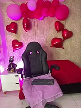 Snapshot of MorenaLush_Eup chatting on March 2, 2026, 12:13 am MorenaLush Eup online show from March 2, 2026, 12:13 am