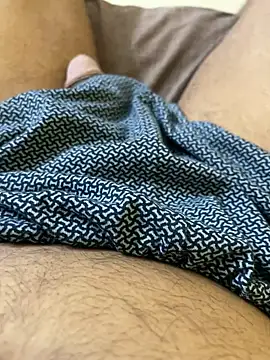 Johncockhot13690 online show from April 7, 2026, 7:25 pm