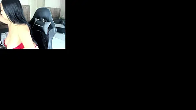 Snapshot of JulietaRioss chatting on November 6, 2025, 1:56 pm JulietaRioss online show from November 6, 2025, 1:56 pm