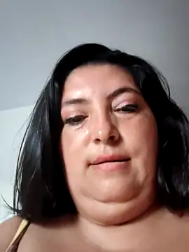 lina maria99 online show from February 7, 2026, 8:56 pm