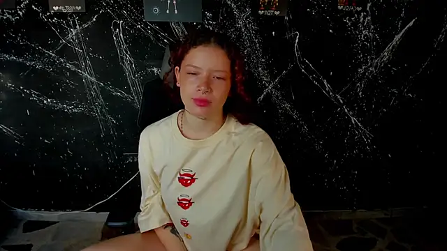 AphroditeSweet online show from October 2, 2025, 9:44 pm