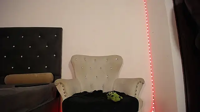 Snapshot of JoshMorri chatting on October 21, 2025, 6:36 am JoshMorri online show from October 21, 2025, 6:36 am