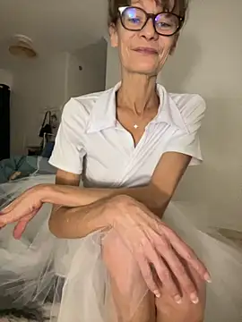 Snapshot of Chris06d22@xh chatting on October 6, 2025, 5:43 pm Chris06d22xh online show from October 6, 2025, 5:43 pm