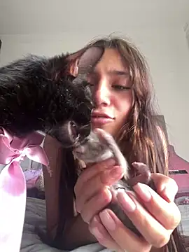 Snapshot of LisaGoddes chatting on April 3, 2026, 7:45 pm LisaGoddes online show from April 3, 2026, 7:45 pm