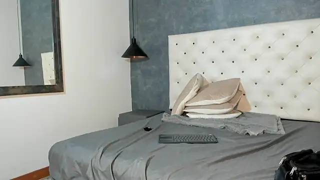 Snapshot of Daddy_Darcks chatting on October 24, 2025, 8:27 pm Daddy Darcks online show from October 24, 2025, 8:27 pm