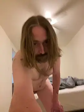 DaddyLuvsItDirty online show from April 22, 2026, 8:21 pm