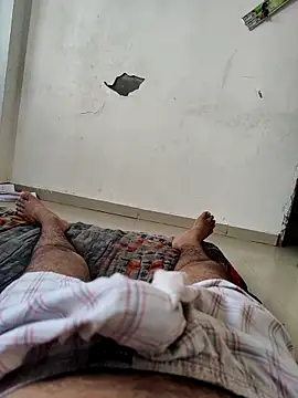 Size xxh online show from April 8, 2026, 10:15 am