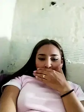 Snapshot of emilyvalencia_1 chatting on October 12, 2025, 4:22 am emilyvalencia 1 online show from October 12, 2025, 4:22 am