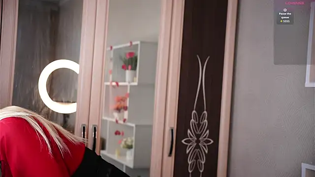 Snapshot of JaymieVigen chatting on October 18, 2025, 3:09 am JaymieVigen online show from October 18, 2025, 3:09 am