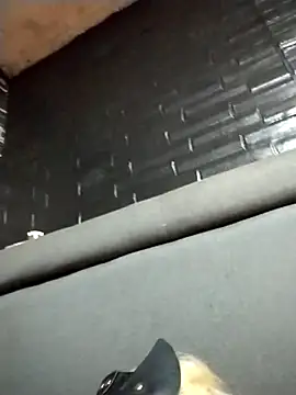 Snapshot of Ashleycam69 chatting on October 25, 2025, 5:59 am Ashleycam69 online show from October 25, 2025, 5:59 am