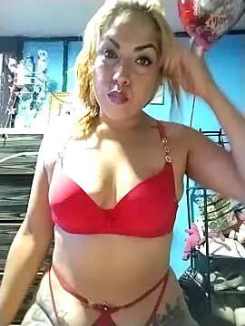 Snapshot of Ashleycam69 chatting on November 26, 2025, 5:03 pm Ashleycam69 online show from November 26, 2025, 5:03 pm