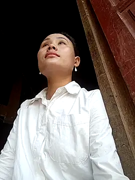 Ruaiuoi online show from March 26, 2026, 3:56 am