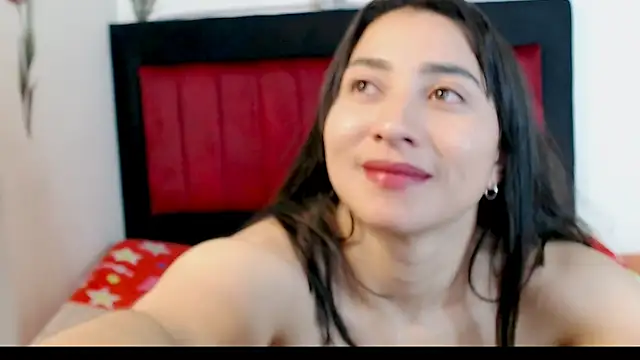 angelyxs online show from December 14, 2025, 7:40 pm