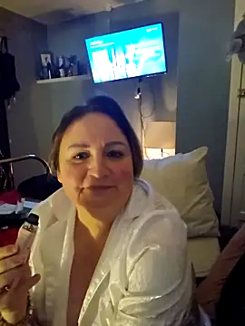 Snapshot of Naughtiness-but-Nice chatting on October 24, 2025, 8:38 pm Naughtiness-but-Nice online show from October 24, 2025, 8:38 pm